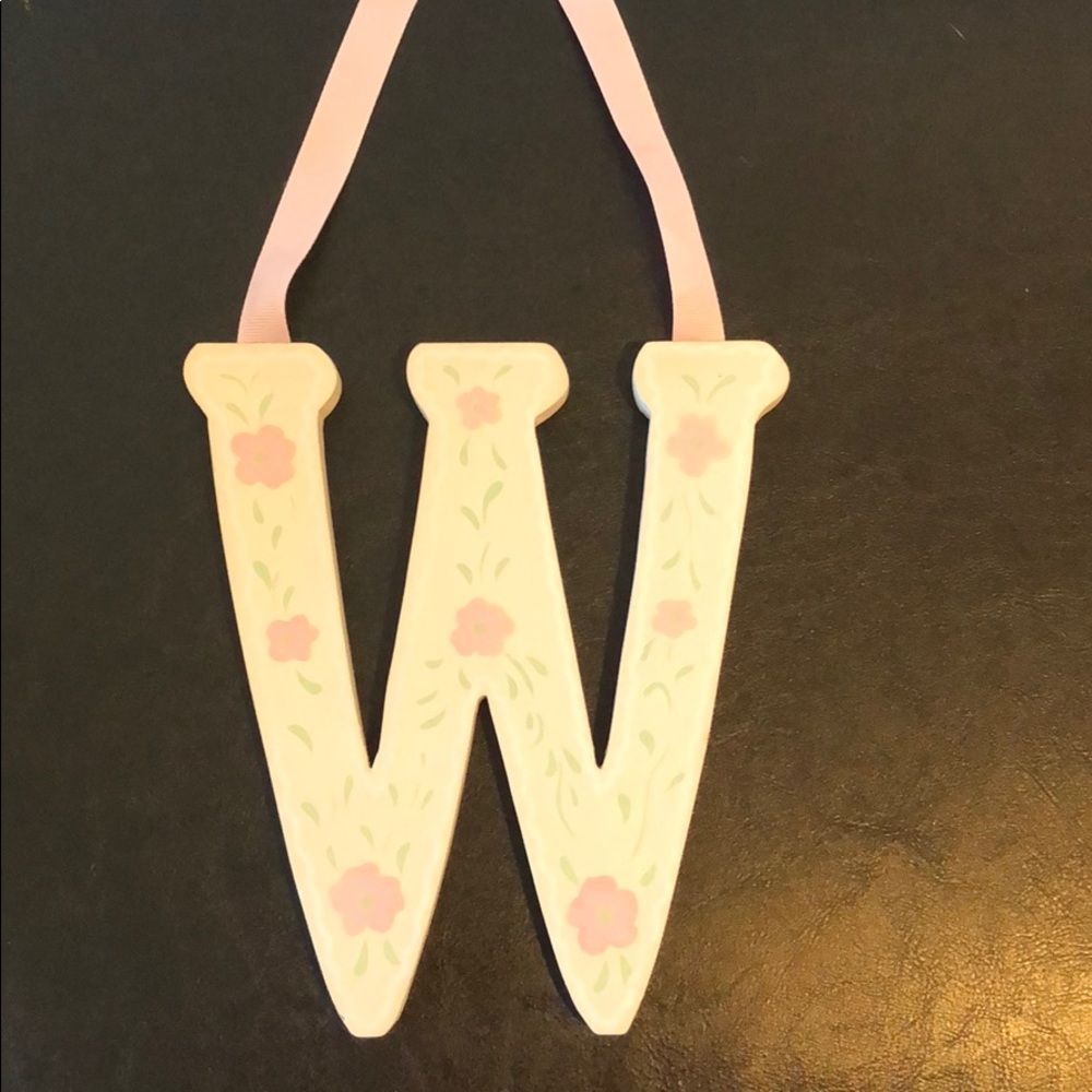Initial Wall Hanging Wood Letter “W” w/Ribbon